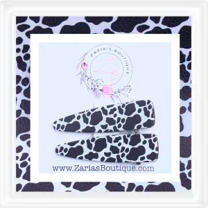 ⋅ EXCLUSIVE ⋅ Black & White Cow Hide ⋅ Premium Hair Clips