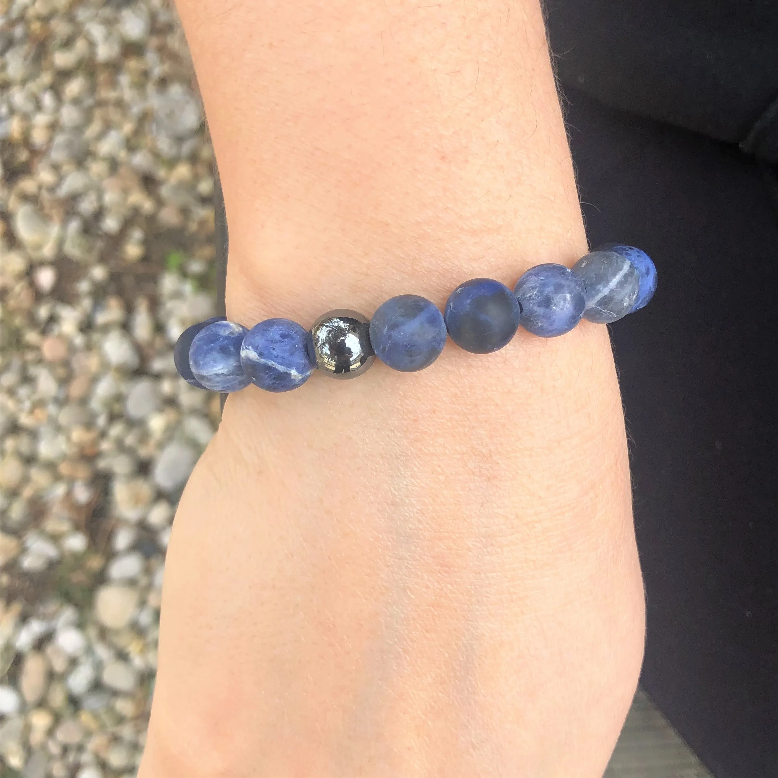 10mm Sodalite Beaded Bracelet with Hematite Accent Bead