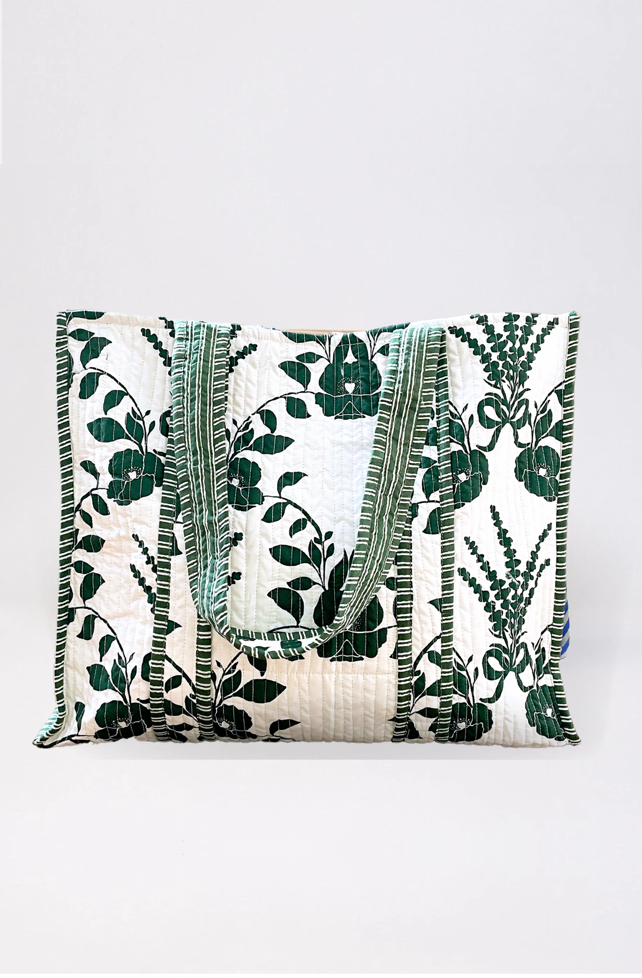 1396 Voyager Tote