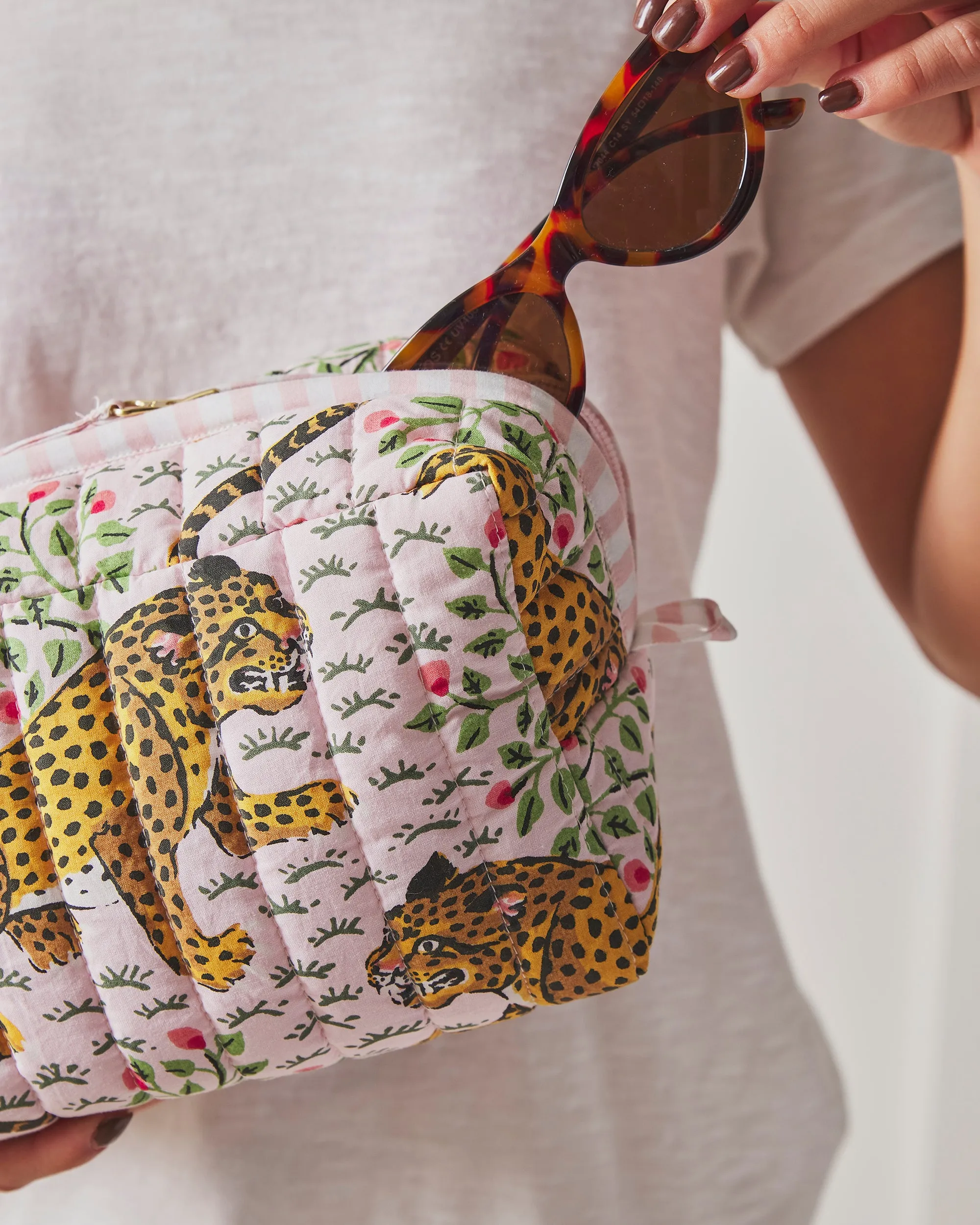 Bagheera - Quilted Pouch - Blush