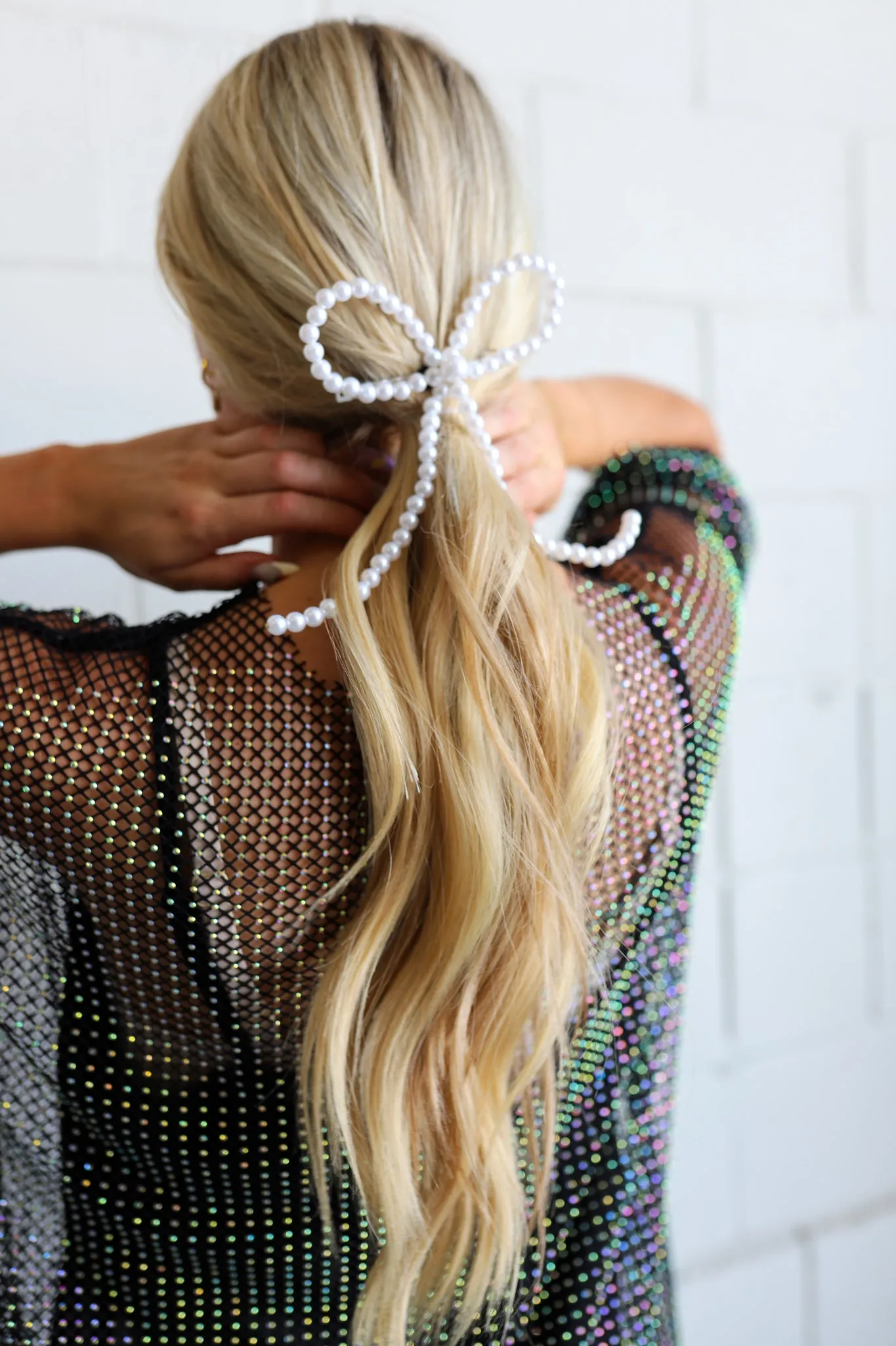 BEST DRESS OVERSIZED PEARL BOW