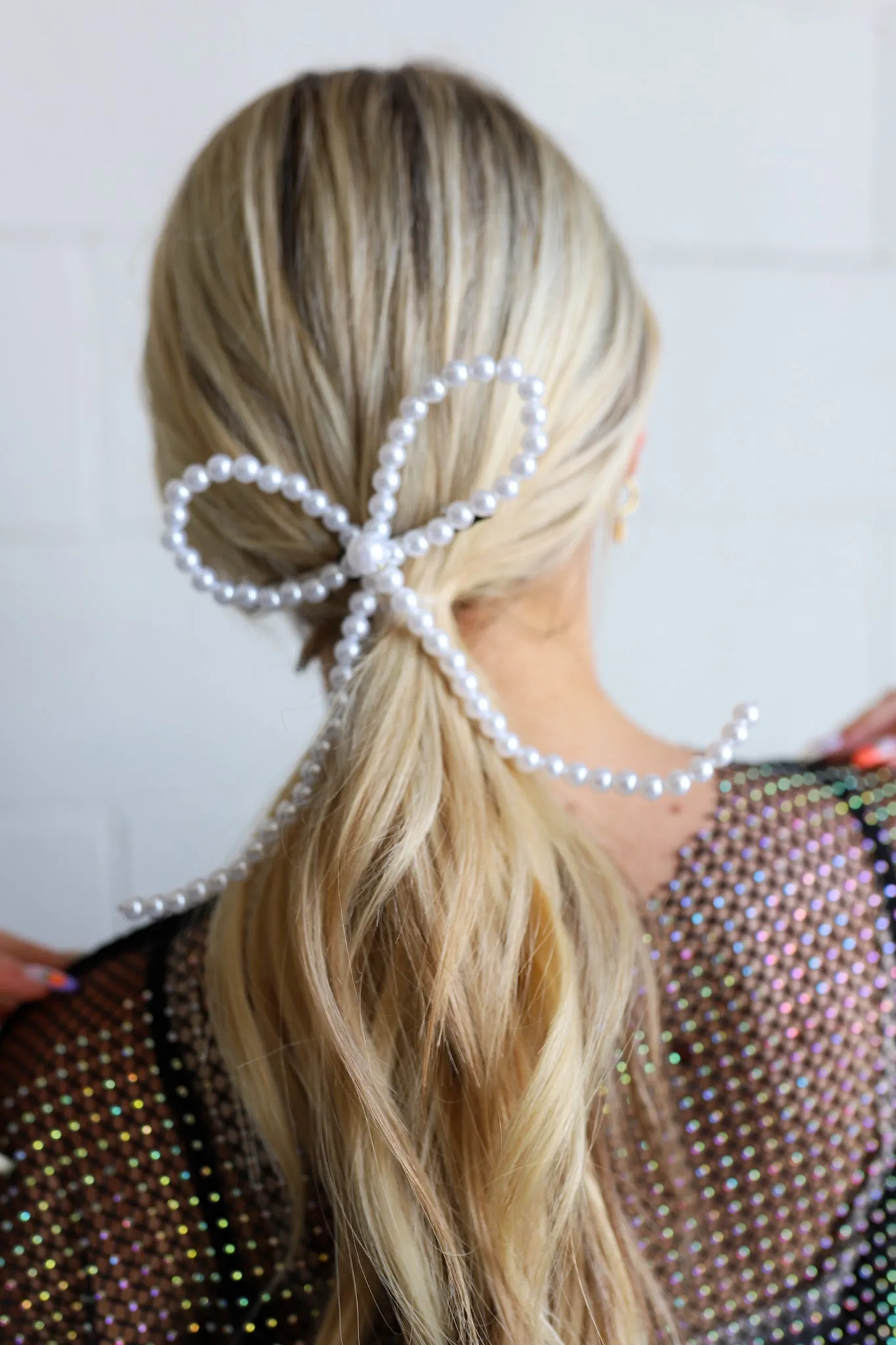 BEST DRESS OVERSIZED PEARL BOW