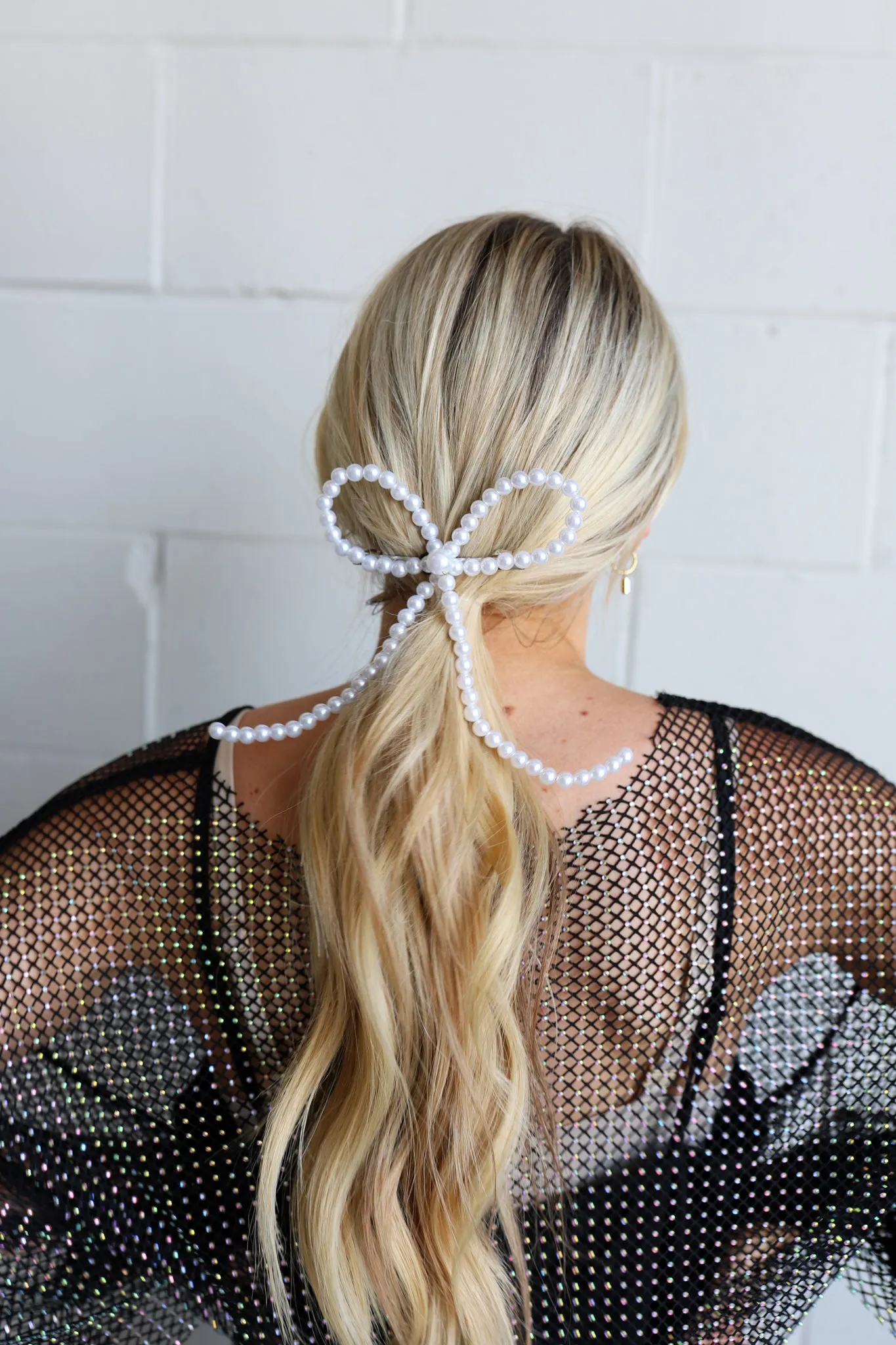 BEST DRESS OVERSIZED PEARL BOW