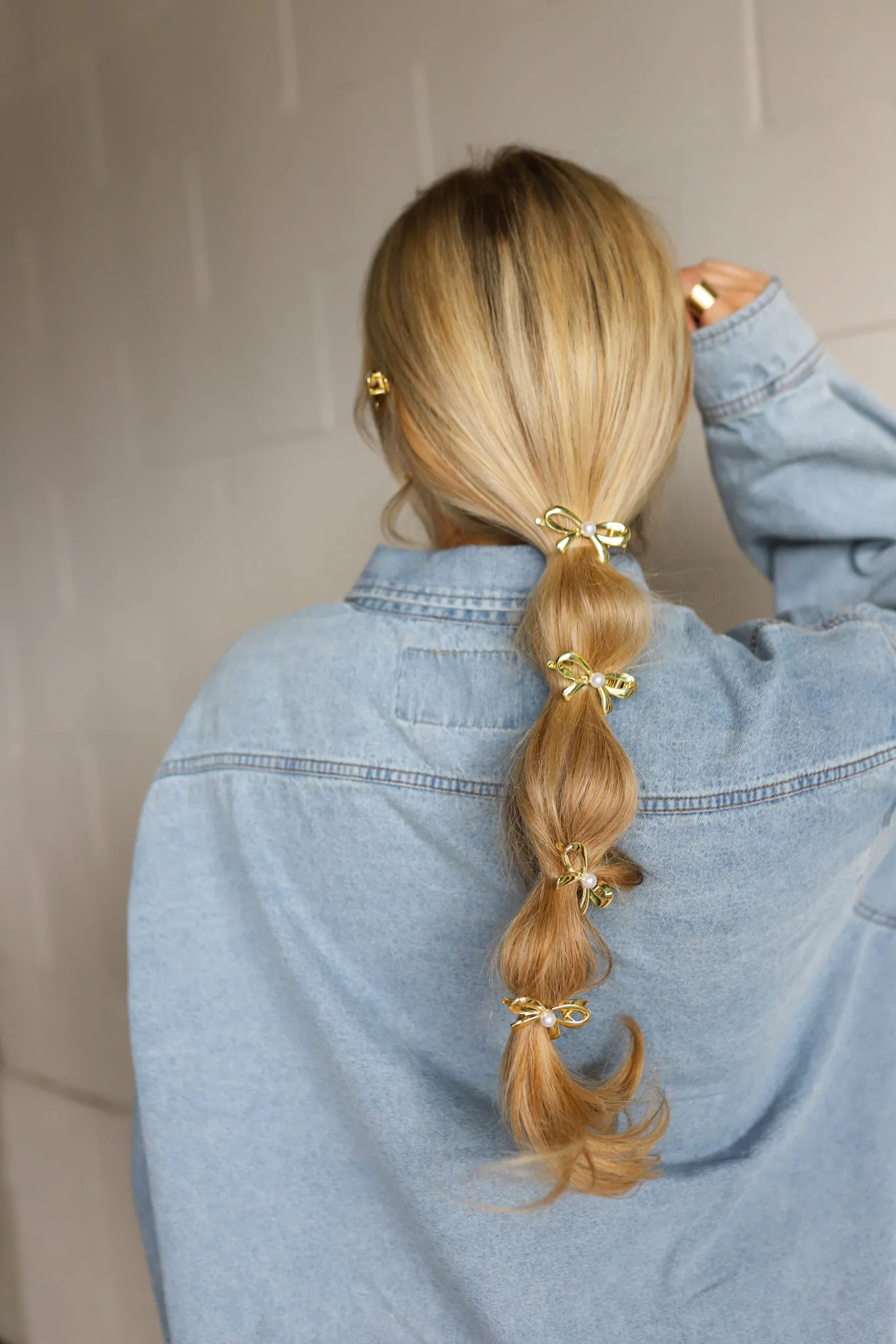 BOWS AND PEARLS CLIPS (2 COLORS)