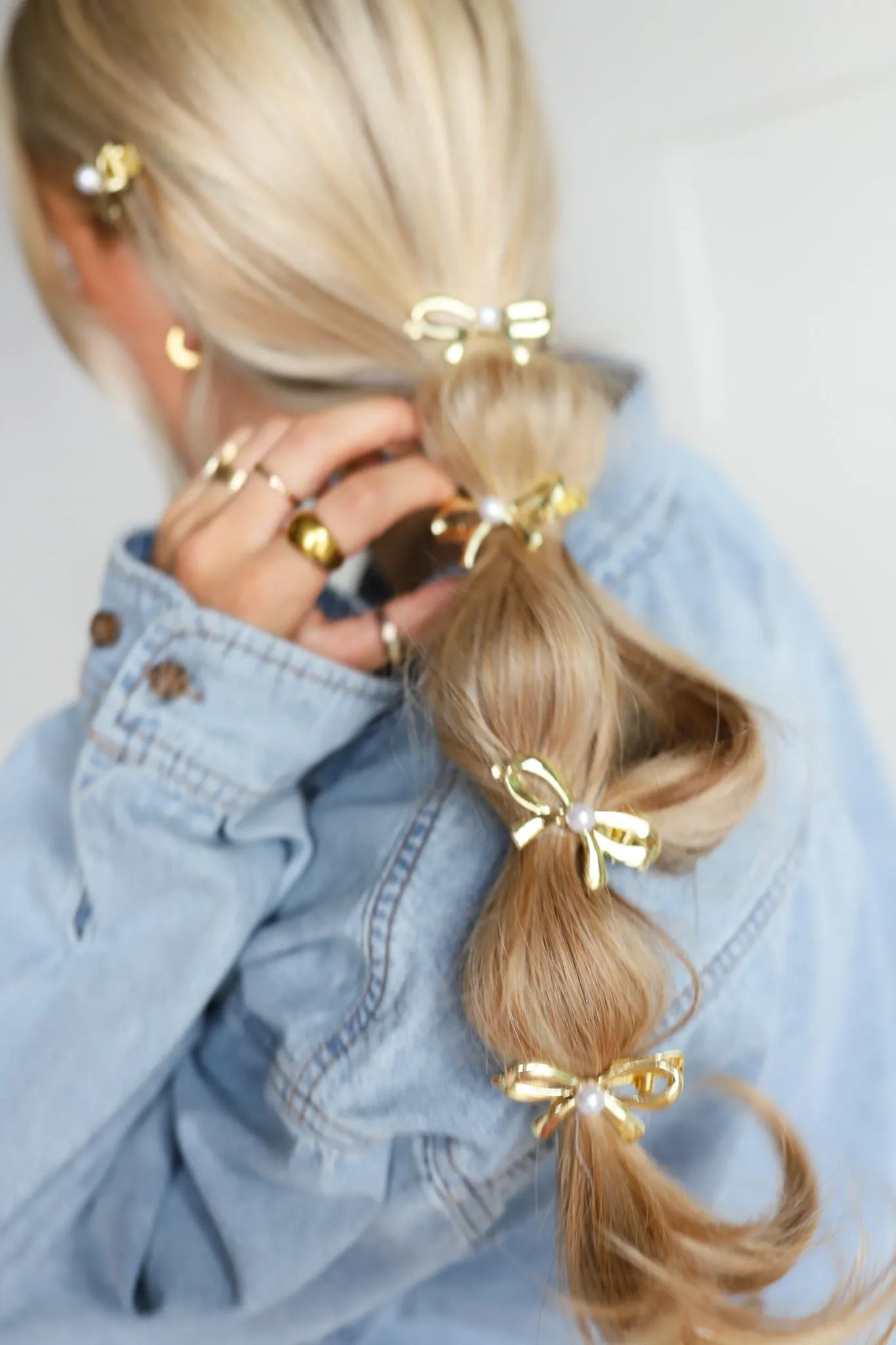 BOWS AND PEARLS CLIPS (2 COLORS)