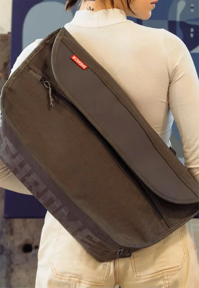 Chrome Industries Simple Messenger MD Black