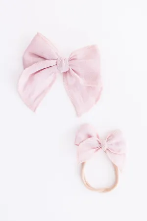Classic Hair Bow - Vintage Pink