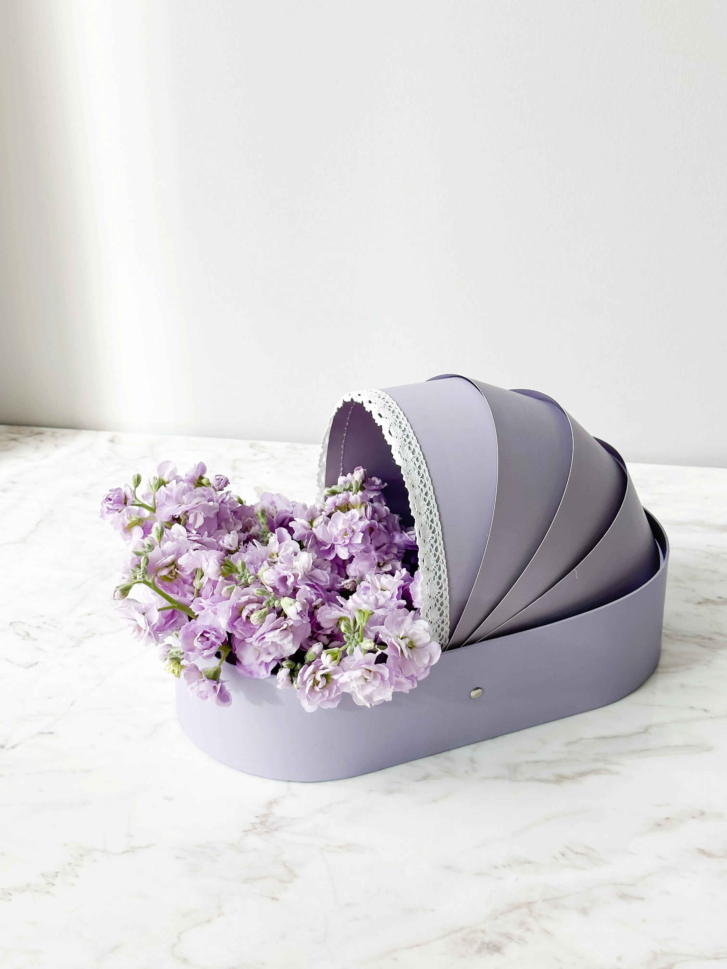 Crib Shape Flower & Gift Box