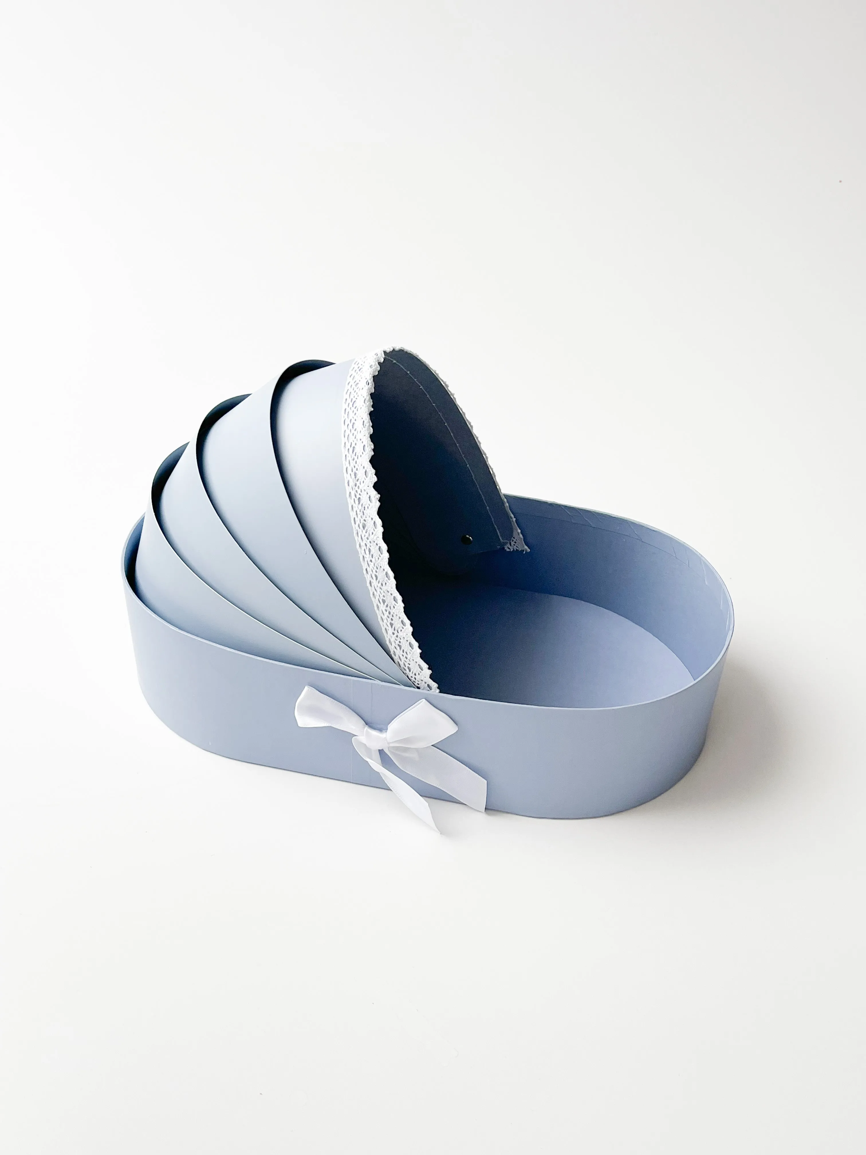 Crib Shape Flower & Gift Box