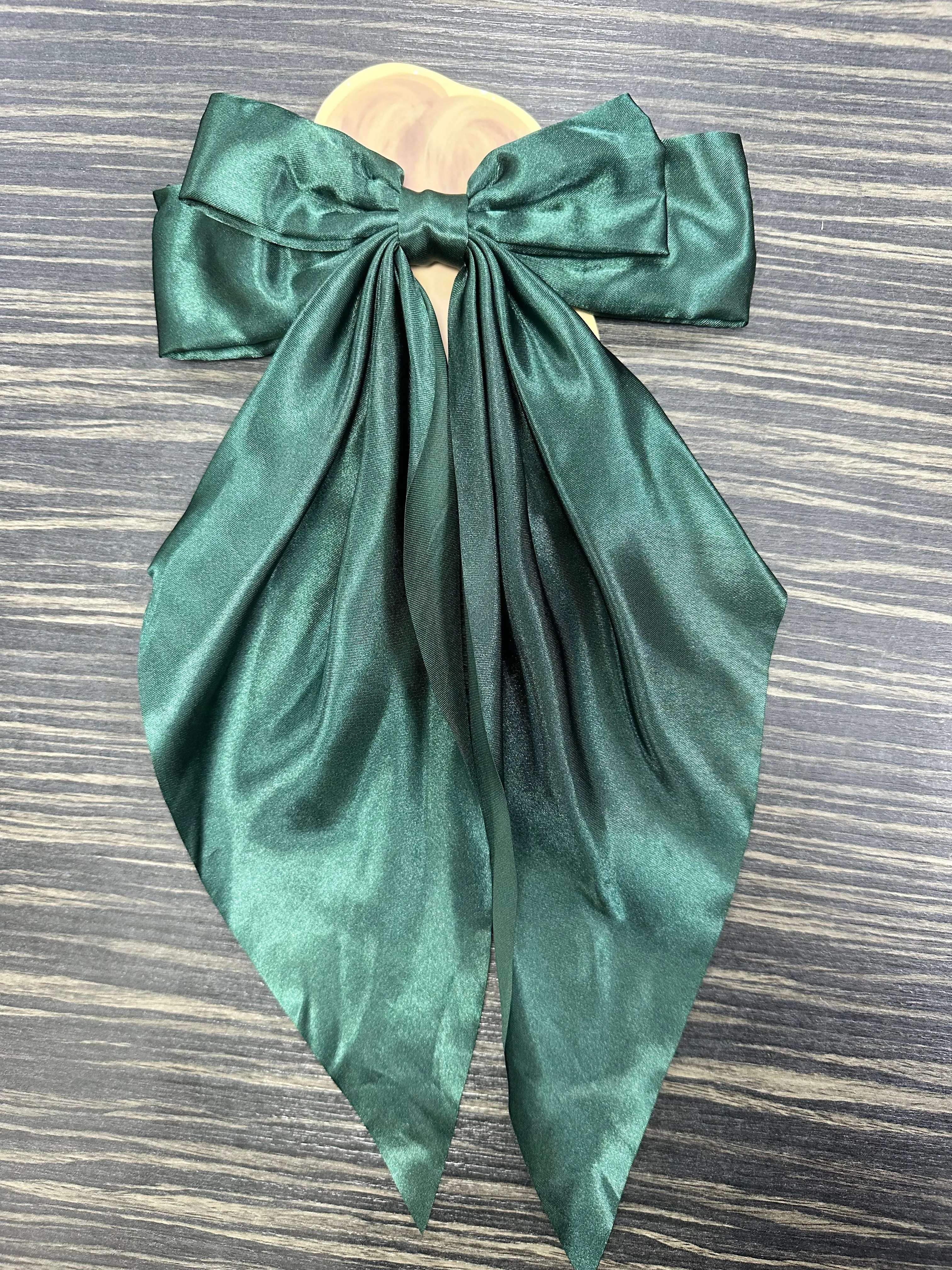 DMB Pretty Satin Hair Bow