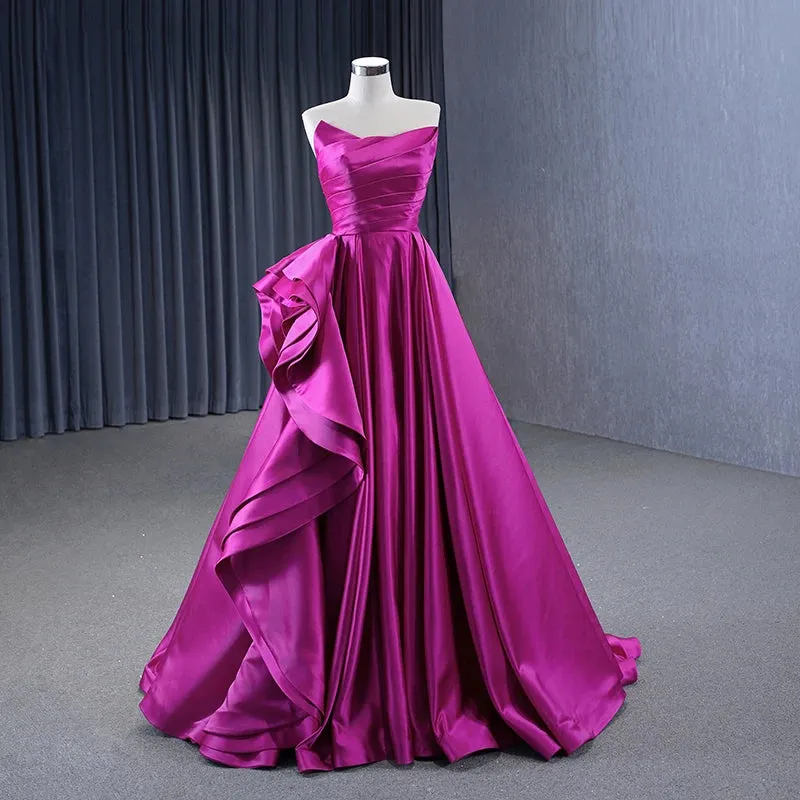 Elegant Strapless Quinceanera Dress Sleeveless Pleated Long Evening Party Dress