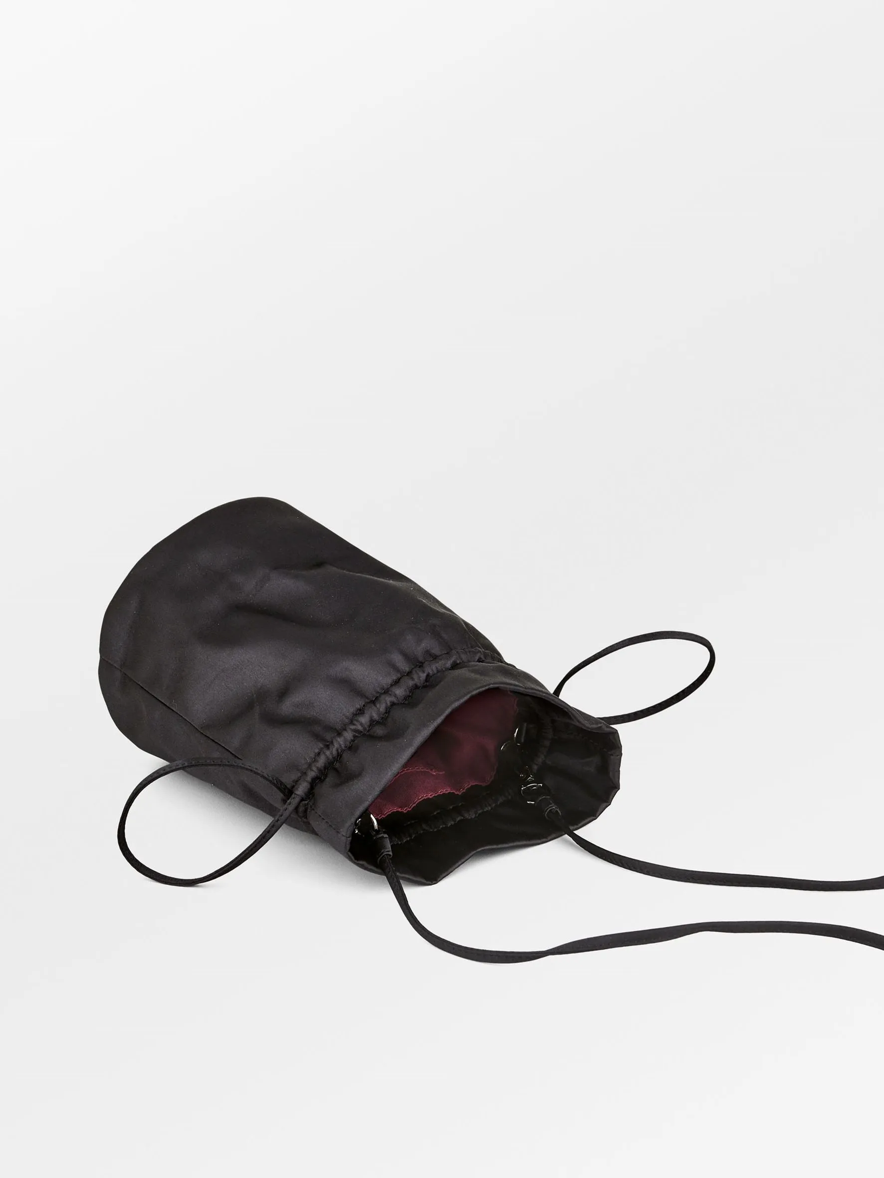 Luster Tora Bag