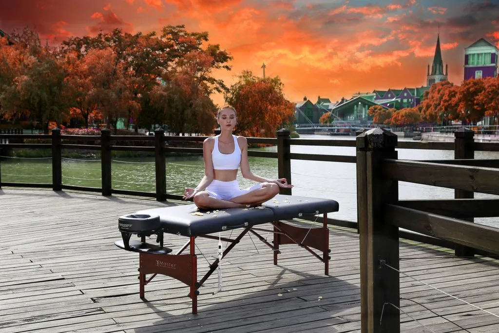 Master Massage 30" ROMA™ Portable Massage Table Package with THERMA-TOP