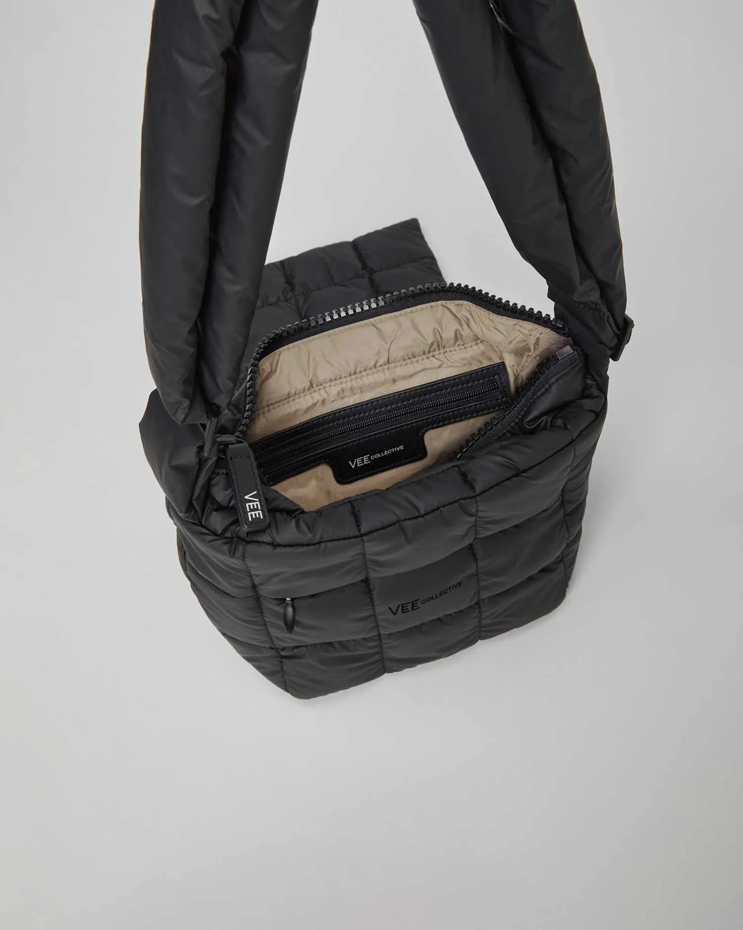Porter Messenger Matt Black