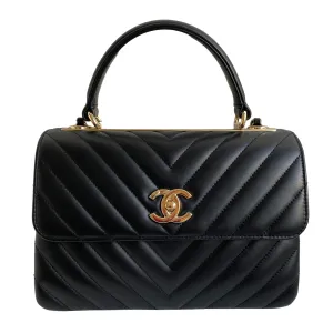 Small Trendy CC Flap Bag with Top Handle in Chevron Black Lambskin