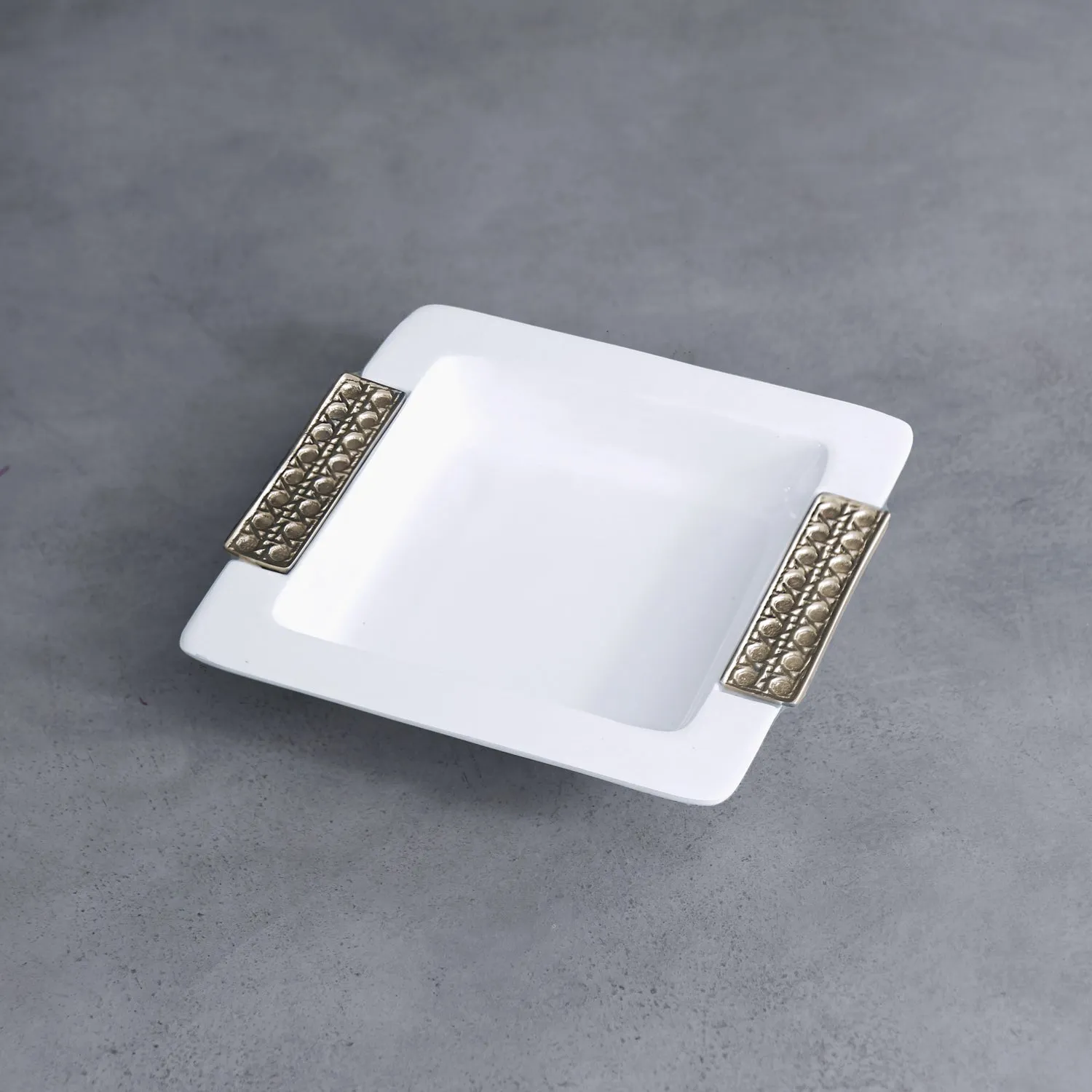 Thanni Rattan Beverage Napkin Holder (White/Gold)