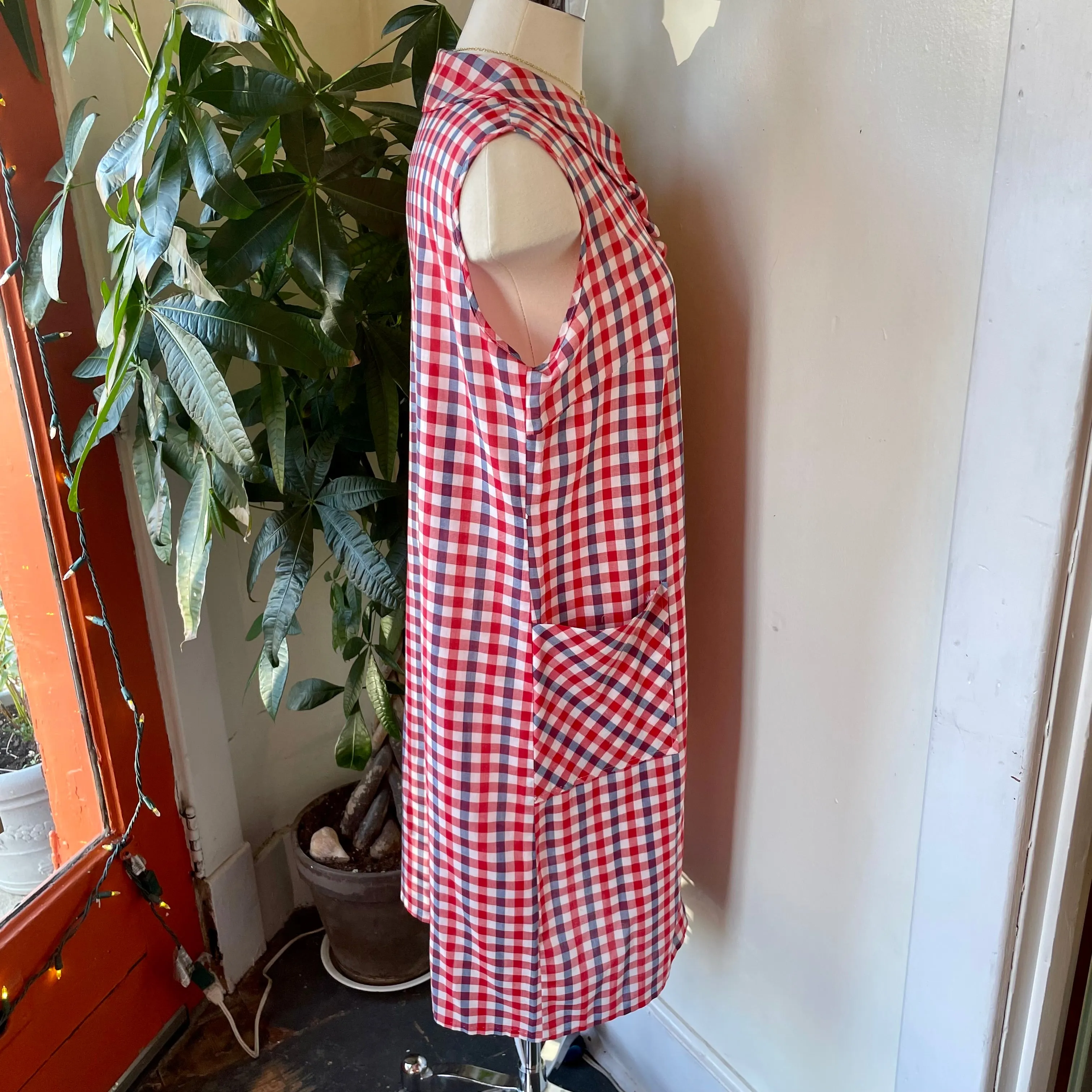 Vintage 1960s 70s checkered Plaid House Dress // Size Large (HT23104)